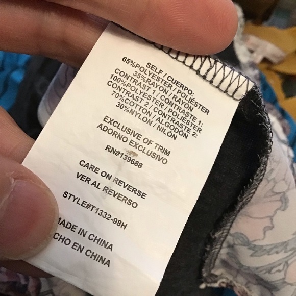 Taylor & Sage Boho Floral n lace top - Picture 3 of 9